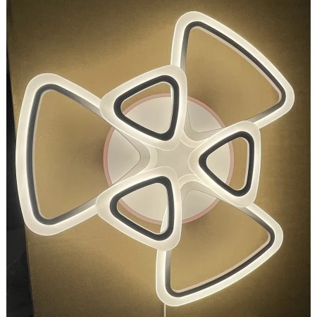  Светодиодная люстра 18028/3+3A WHT