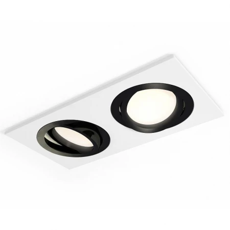 Точечный светильник Ambrella Light XC7635081